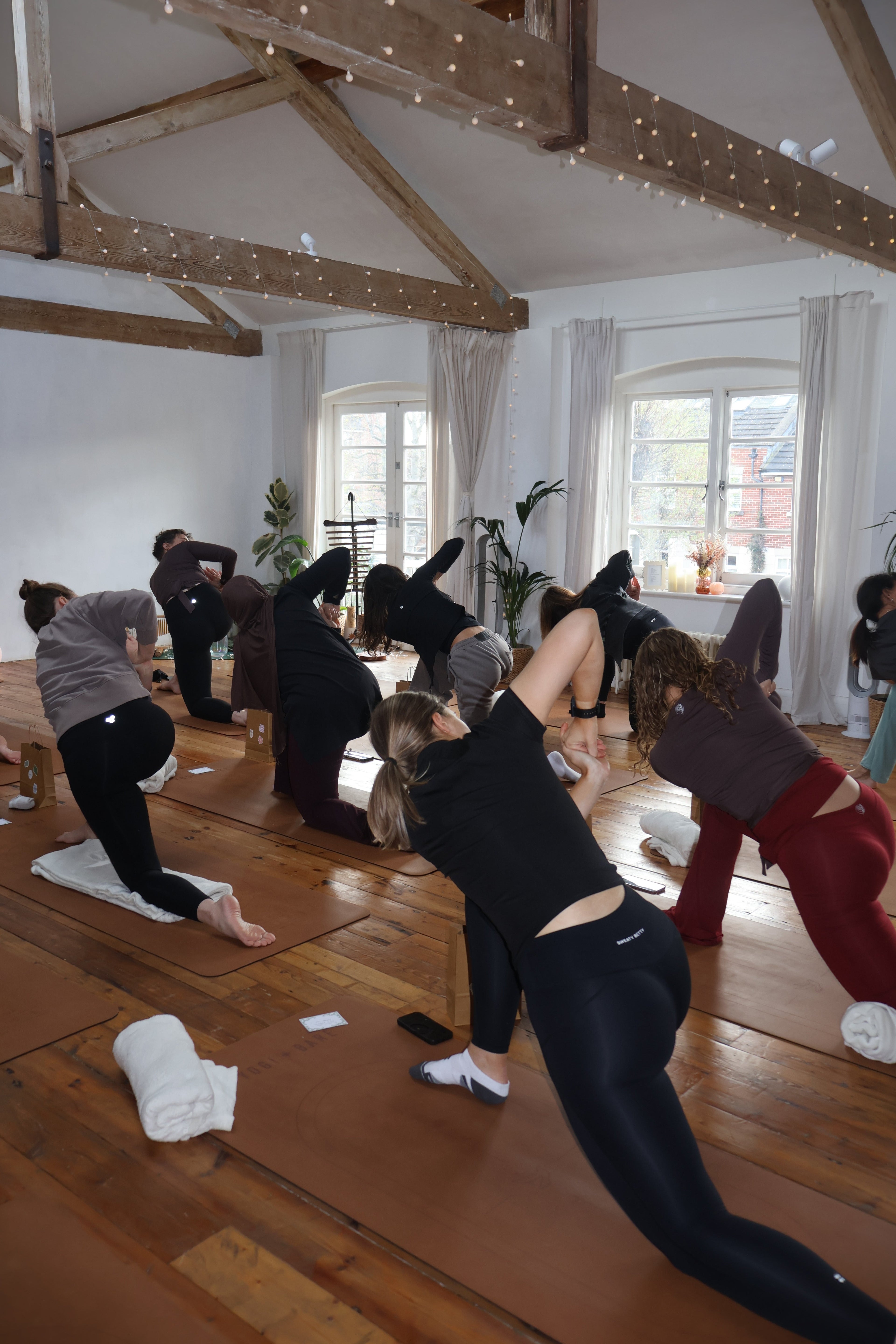 10 Yoga Poses to Release Blockages - Willoma