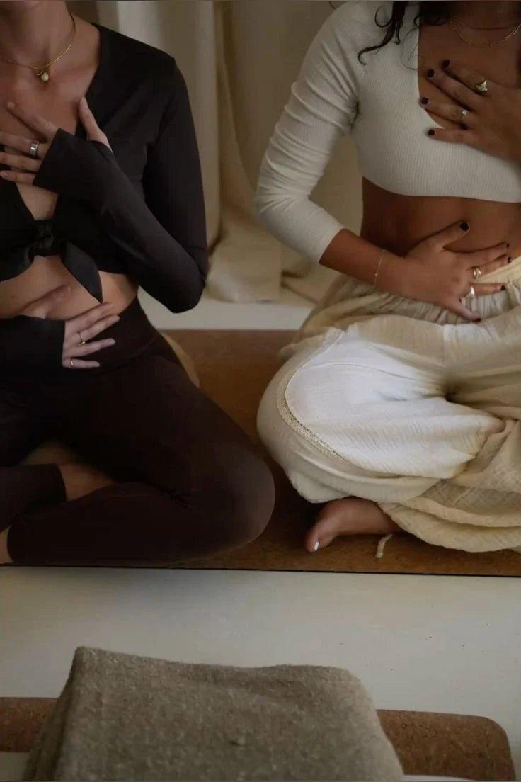 5 Asanas to Relieve Period Cramps - Willoma
