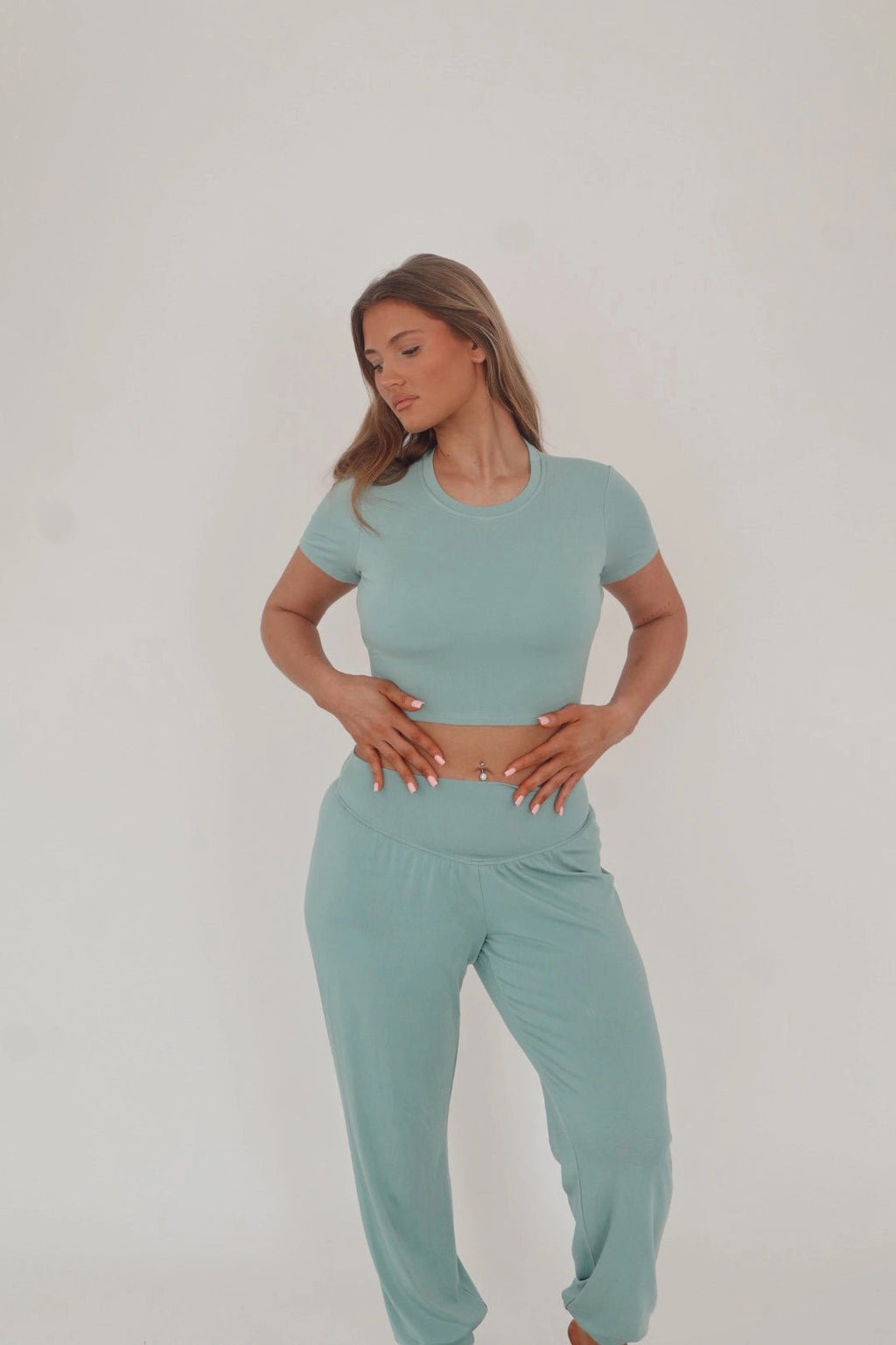 The Aria Top | Open Back Bamboo Crop Top - Willoma