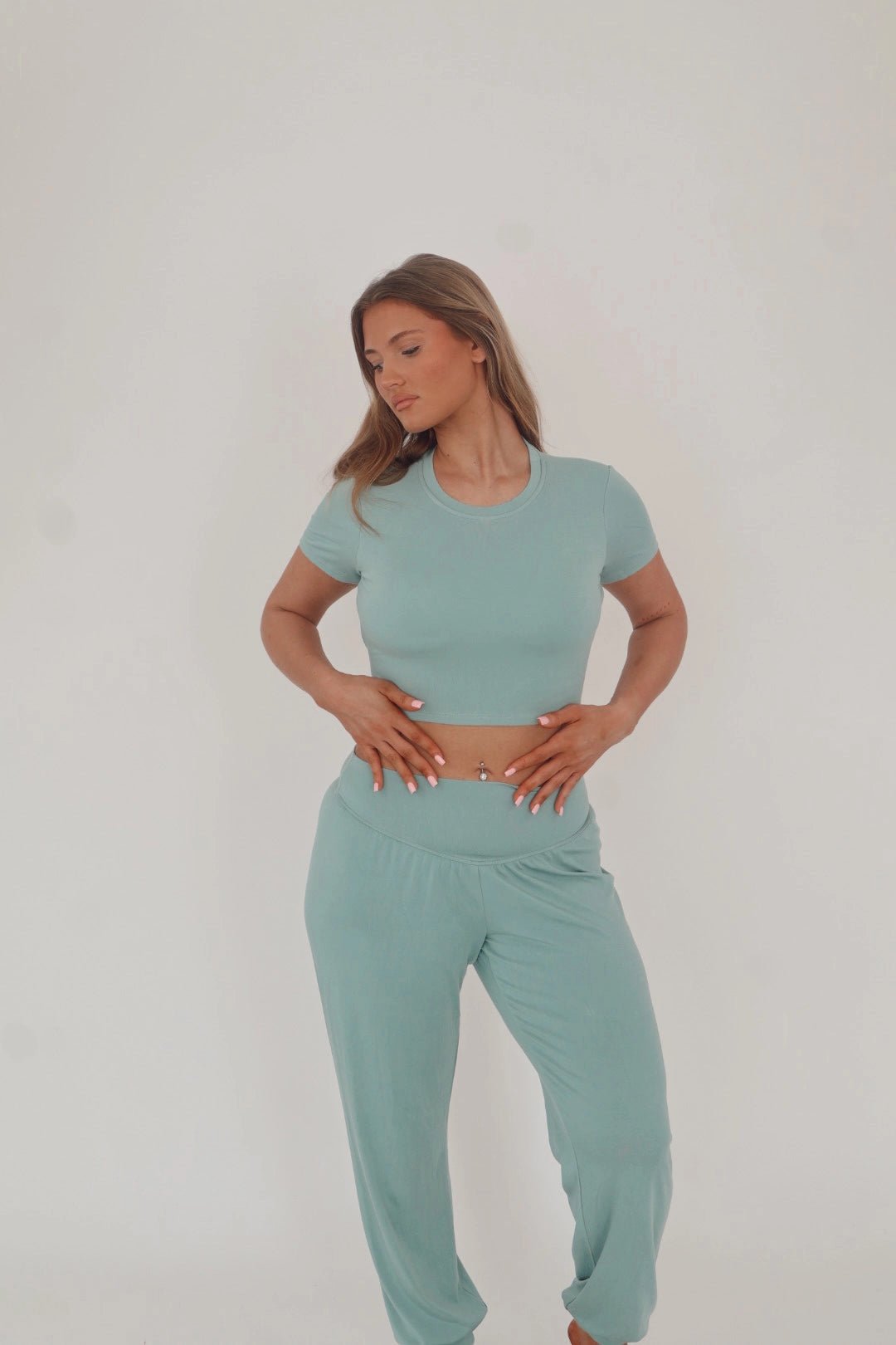 The Aria Top | Open Back Bamboo Crop Top - Willoma